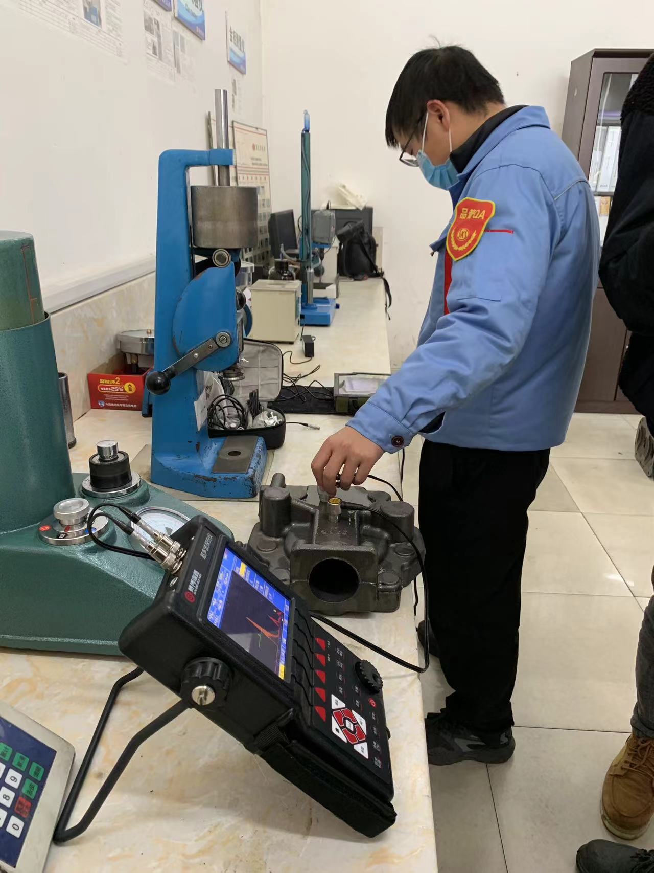 上海占瑞模具（XUT810C超声波探伤仪交机培训）